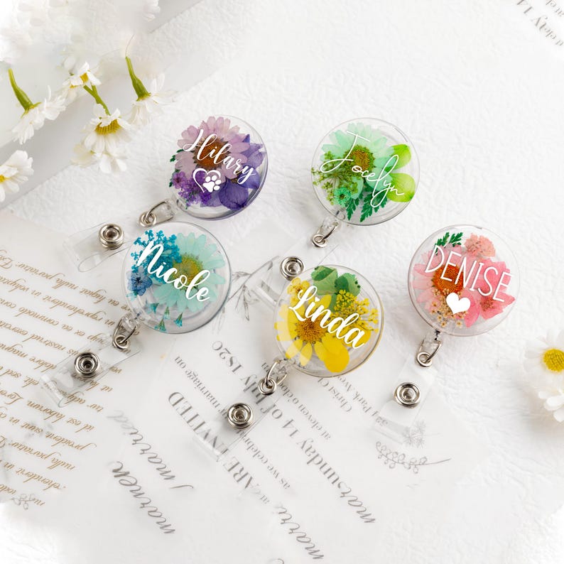 Resin Dried Flower Nurse Badge Holder, Real Flower Badge Reel for Nurse Gift, Custom Name Badge Reel, RN badge reel, Gift for Nurse,Doctor