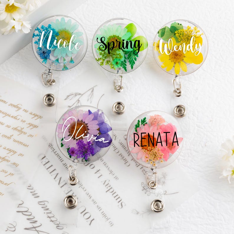 Resin Dried Flower Nurse Badge Holder, Real Flower Badge Reel for Nurse Gift, Custom Name Badge Reel, RN badge reel, Gift for Nurse,Doctor