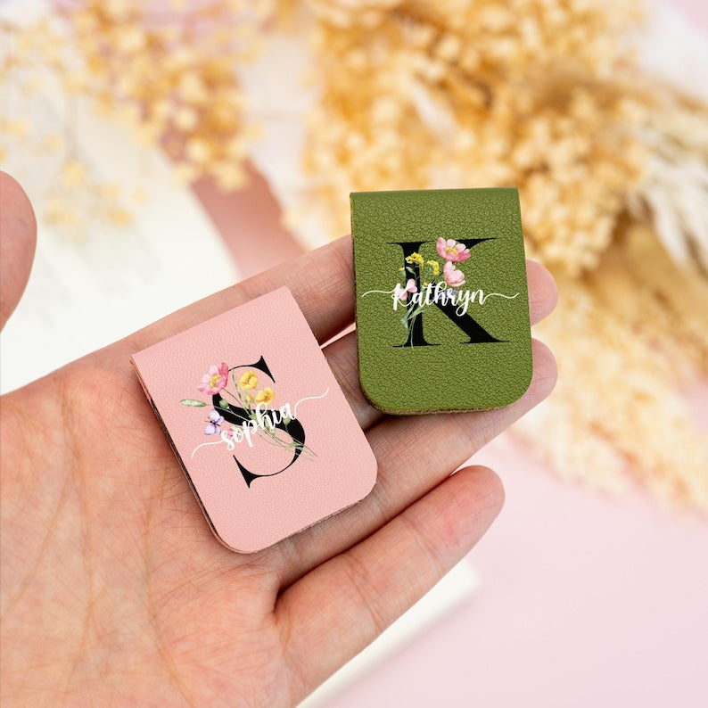 Personalized Initial Name Leather Bookmark, Magnetic Bookmark for Her, Birthday Gift for Reader Lover, Wedding Favor Gift, Gift for Teacher