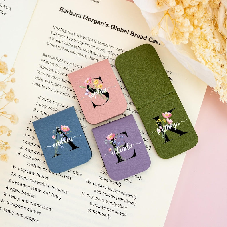 Personalized Initial Name Leather Bookmark, Magnetic Bookmark for Her, Birthday Gift for Reader Lover, Wedding Favor Gift, Gift for Teacher