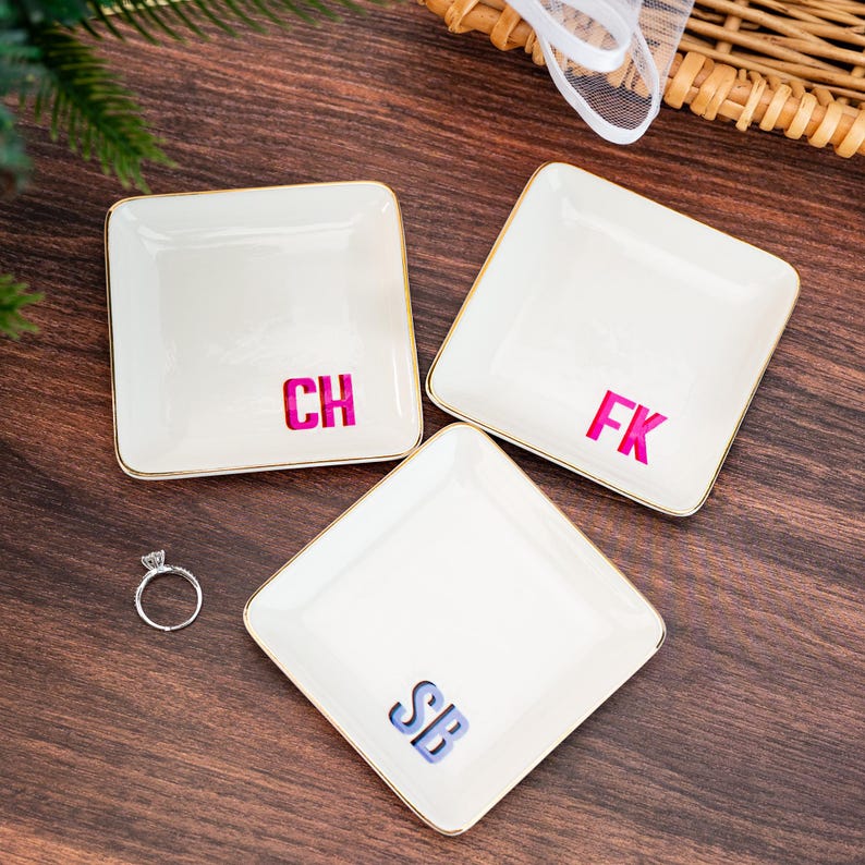 Custom Initial Ring Dish,Personalized Letter Trinket Dish,Jewelry Dish,Wedding Bridesmaid Gift,Birthday Gift for Best Friend,Anniversary