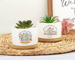 Personalized Flower Pot For Teacher, Gift for Teacher, Thank You For Helping Me Grow, book and pencil Planter, Teacher Appreciation Gift