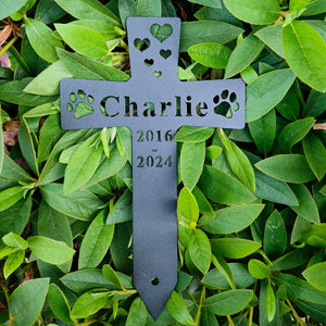 Custom Metal Pet Memorial Garden Stake,Personalized Dog Memorial Plaque,Pet Garden Sign with Heart and Paw,Pet Grave Marker,Cross Yard Sign