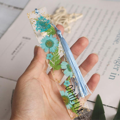 Pressed Floral Bookmark for Women,Custom Resin Bookmark, Personalized Bookmark, Floral Bookmark with Name, Holiday Gift for Her, Book Mark