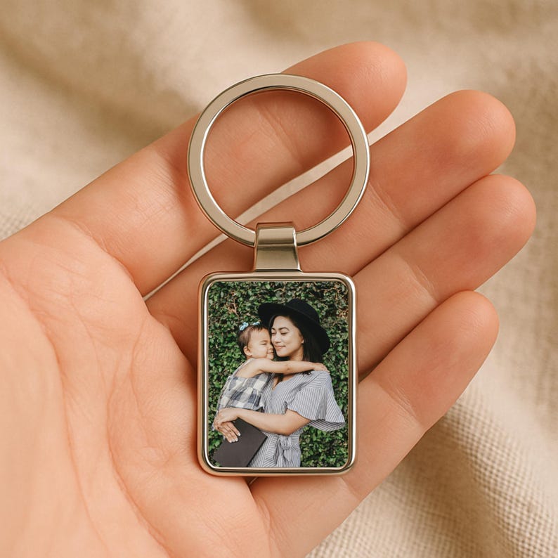 Mother's Day Gift for Mom, Custom Grandma Keychain, Personalized Mother's Day Gift for Grandma, Nana Keychain from Grandkids, Gift for Nana