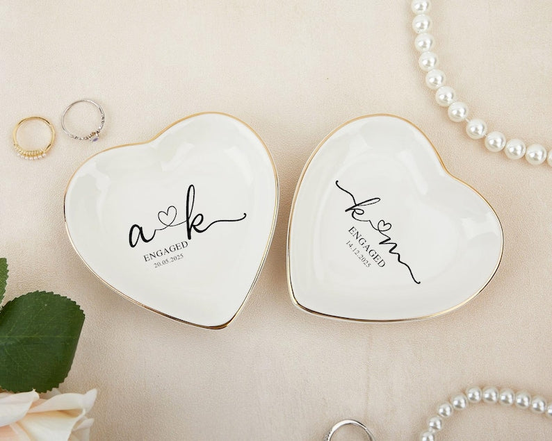 Personalized Engagement Ring Dish Wedding Gift For Bride, Custom Jewelry Tray with Name, Ceramic Trinket Tray, Engagement Gift, Bridal Gifts
