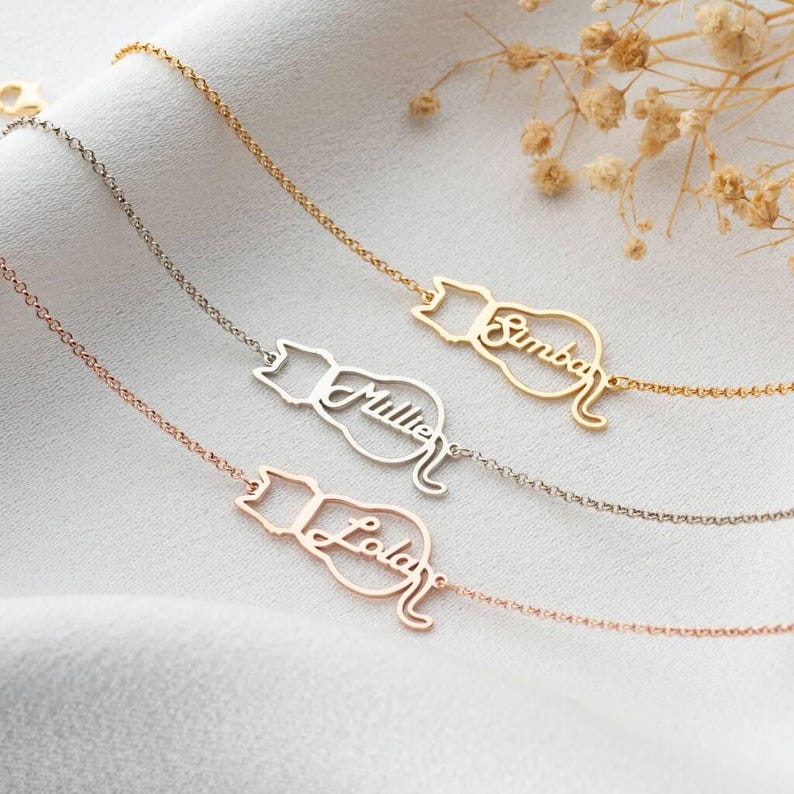 Personalized Cat Name Bracelet, Custom Pet Name Bracelet, Christmas Gift for Cat Mom, Cat Lovers Gift, Mothers Day Gift