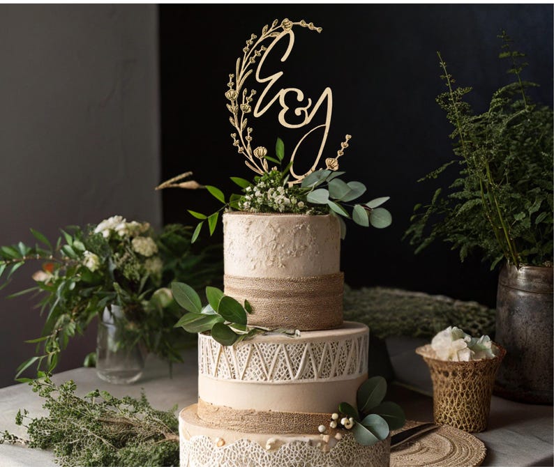 Custom Wedding Cake Toppers, Rustic Wedding Cake Topper, Custom Cake Topper, Initial Cake Topper,Cake Topper Wedding Gold