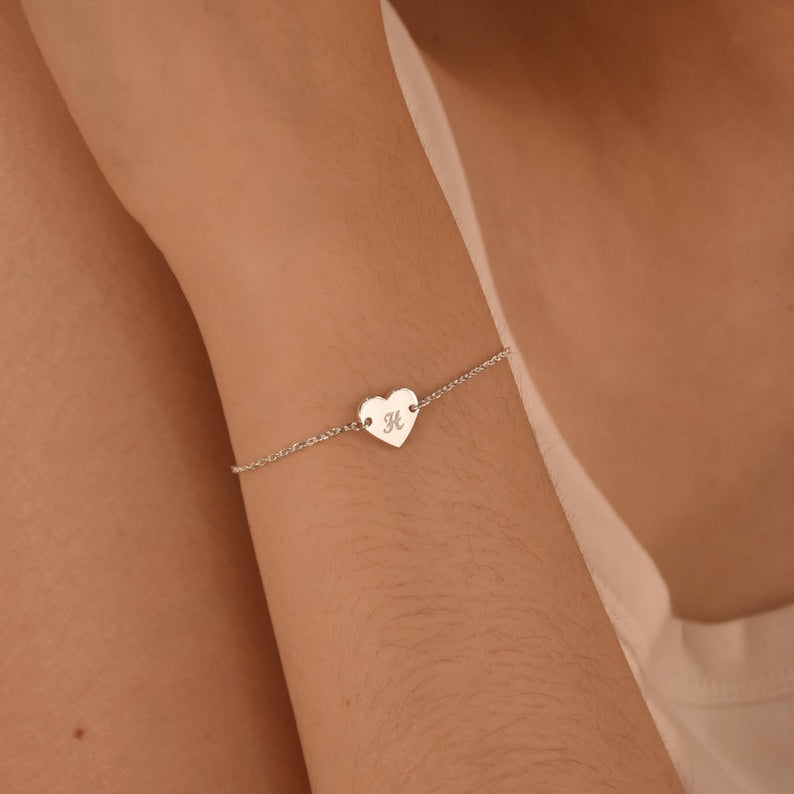 Custom Name Heart Bracelet,Engraved Heart Bracelet,Heart Charm Bracelet,Custom Date Jewelry, Handmade Initial Charm,Birthday Gift for Her