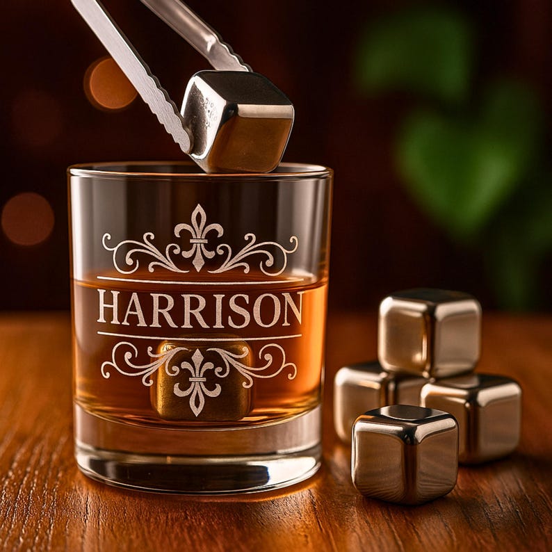 groomsmen wedding whiskey glasses, groomsmen gifts whiskey glass, best man gift, custom engraved glassware, wedding gift