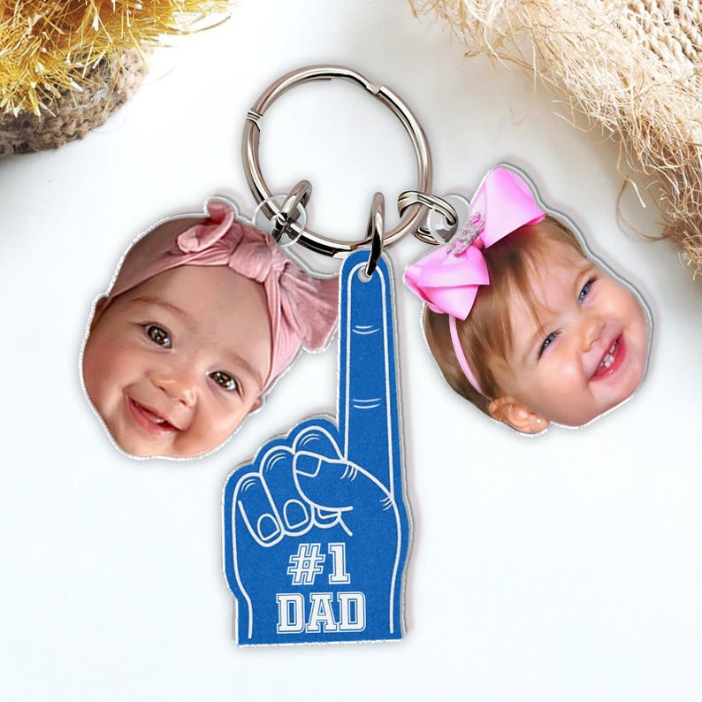 Personalized Father's Day Keychain, Father's Day Gift, 1 Dad Keychain With Photo Charm, Sports Dad Gift, Gift for Grandpa, Gift From Kids