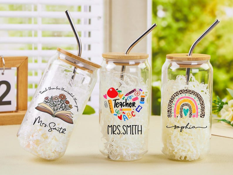 Custom Teacher Tumbler, Personalized Teacher Tumbler with Lid and Straw, Teacher Glass Tumbler, Teacher Appreciation Gifts, Iced Coffee Cup