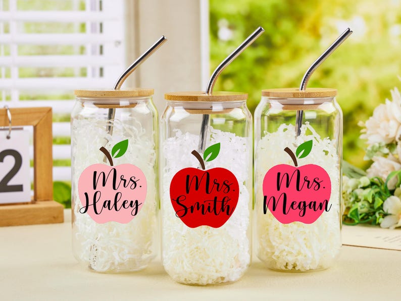 Custom Teacher Tumbler, Personalized Teacher Tumbler with Lid and Straw, Teacher Glass Tumbler, Teacher Appreciation Gifts, Iced Coffee Cup