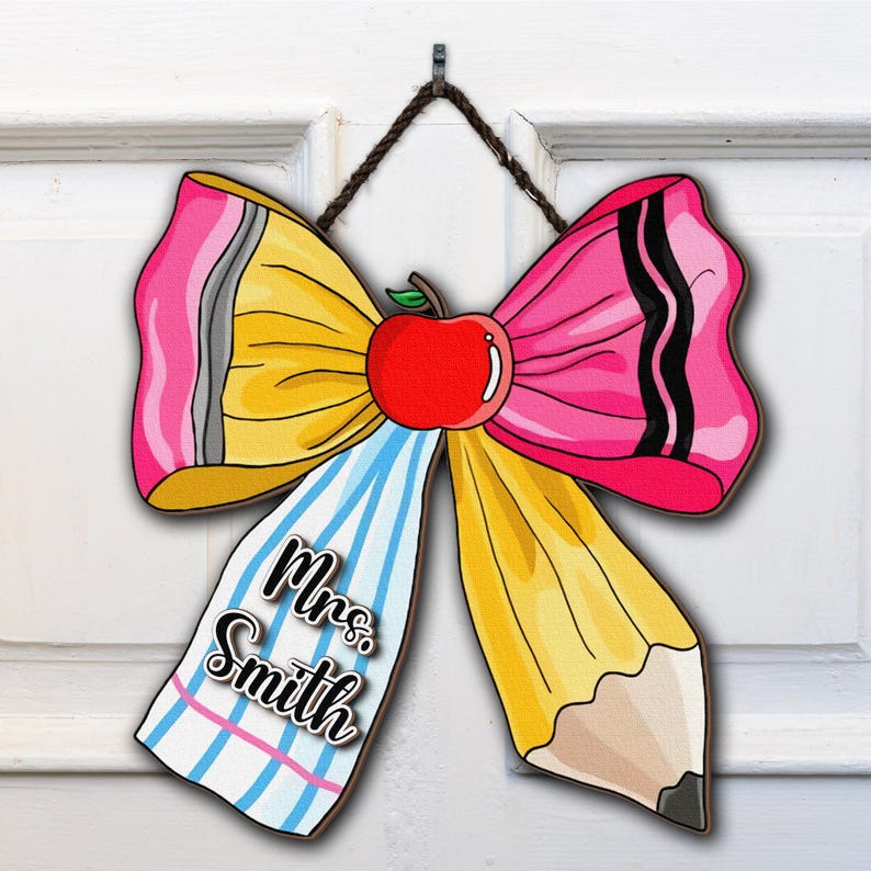 Custom Name Teacher Door Sign, Personalized Bow Tie Teacher Door Hanger, Back To School Classroom Welcome Wooden Sign, Teacher's Day Gifts