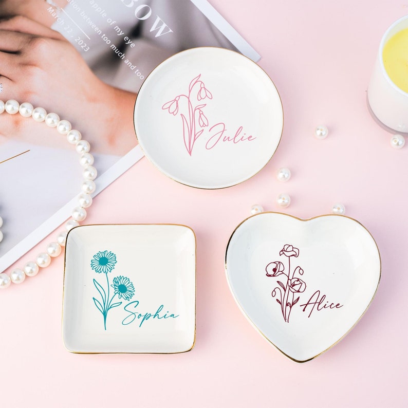 Personalised Birth Flower Ring Dish, Custom Colorful Floral Jewelry Dish, Name Trinket Dish, Wedding Bridesmaid Gift, Birthday Gift for Her, Mother's Day Gift