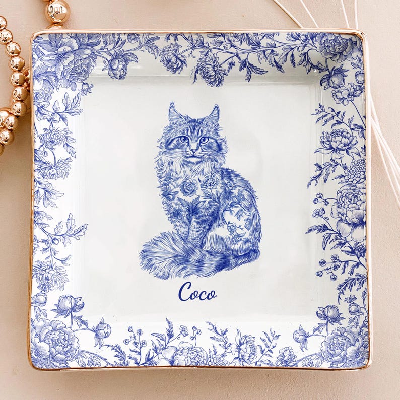 Cat Lover Chinoiserie Toile De Jouy Style, Personalized Jewelry Dish, Cat Mom Gift,Custom Cat Breed Ring Dish, Cat Mom Cat Dad Trinket Tray