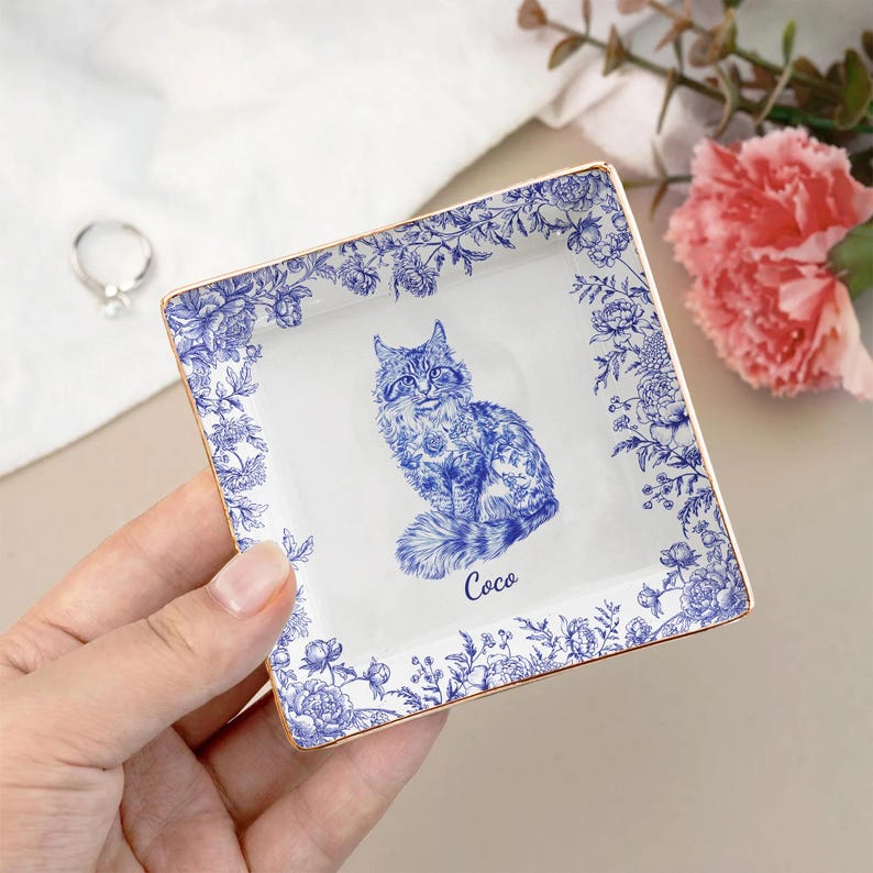 Cat Lover Chinoiserie Toile De Jouy Style, Personalized Jewelry Dish, Cat Mom Gift,Custom Cat Breed Ring Dish, Cat Mom Cat Dad Trinket Tray