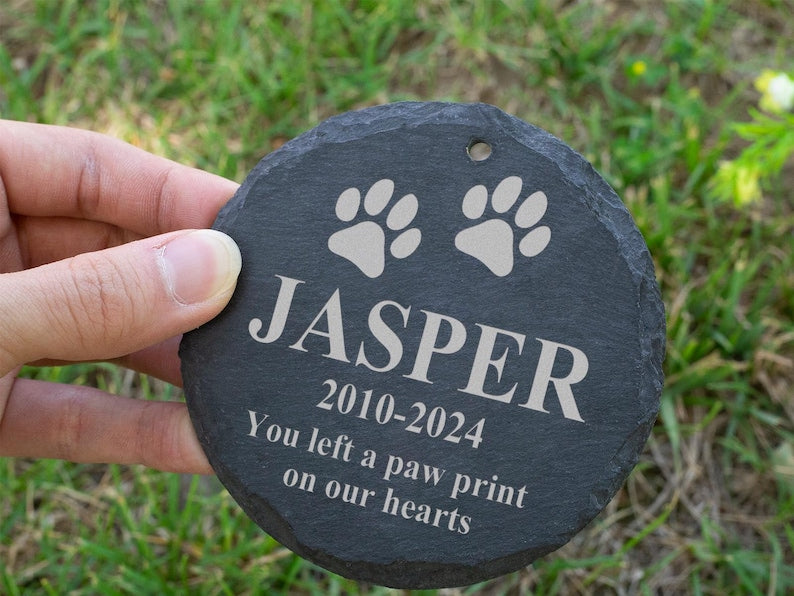 Laser Engraved Pet Memorial Stone, Garden Hanging Mourning Plaque with Easy Installation Stake, Outdoor Memorial Gift for Departed Pets