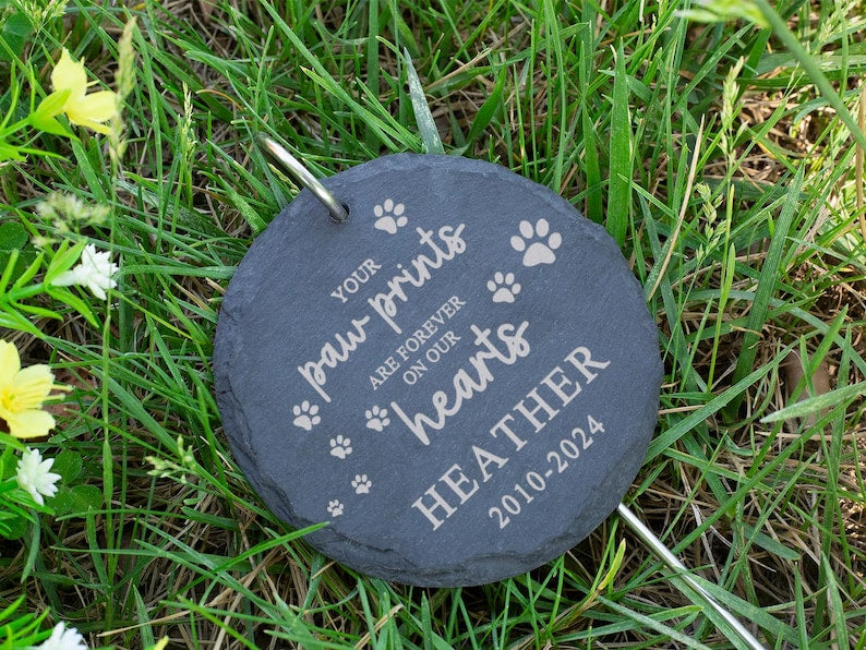 Laser Engraved Pet Memorial Stone, Garden Hanging Mourning Plaque with Easy Installation Stake, Outdoor Memorial Gift for Departed Pets