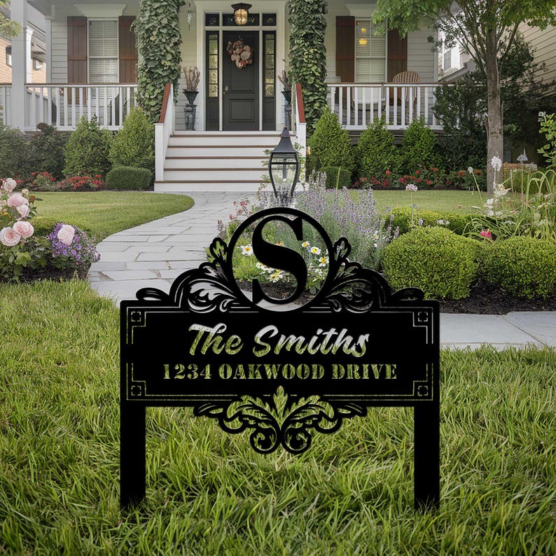 Custom Metal Family Name Sign Personalized Yard Address Plaque for Lawn & Garden Decor Outdoor Stake Sign Gift