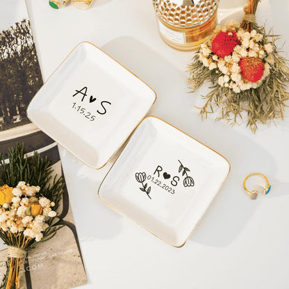 Personalized Engagement Ring Dish,Initials Date Jewelry Dish,Wedding Gifts For Couple,Anniversary Gift,Bridal Shower Gifts,Valentine's Day