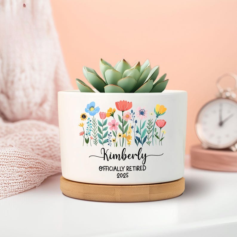 Personalized Retirement Plant Pot, Happy Retirement Gift, Officially Retired Plant Pot, Thank You Gift, Teacher Gift, Gifts for Coworker