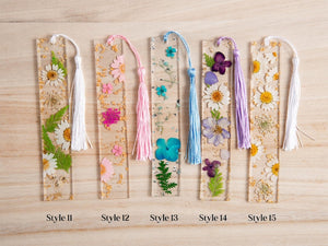 Personalized Pressed Daisy Bookmark: Custom Acrylic Floral Reader Gift