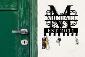 Personalized Home Key Holder for Wall Decor,Custom Family Name Sign,Last Name Sign,Metal Key Rack for Entryway Hallway,Key Hanger For Wall