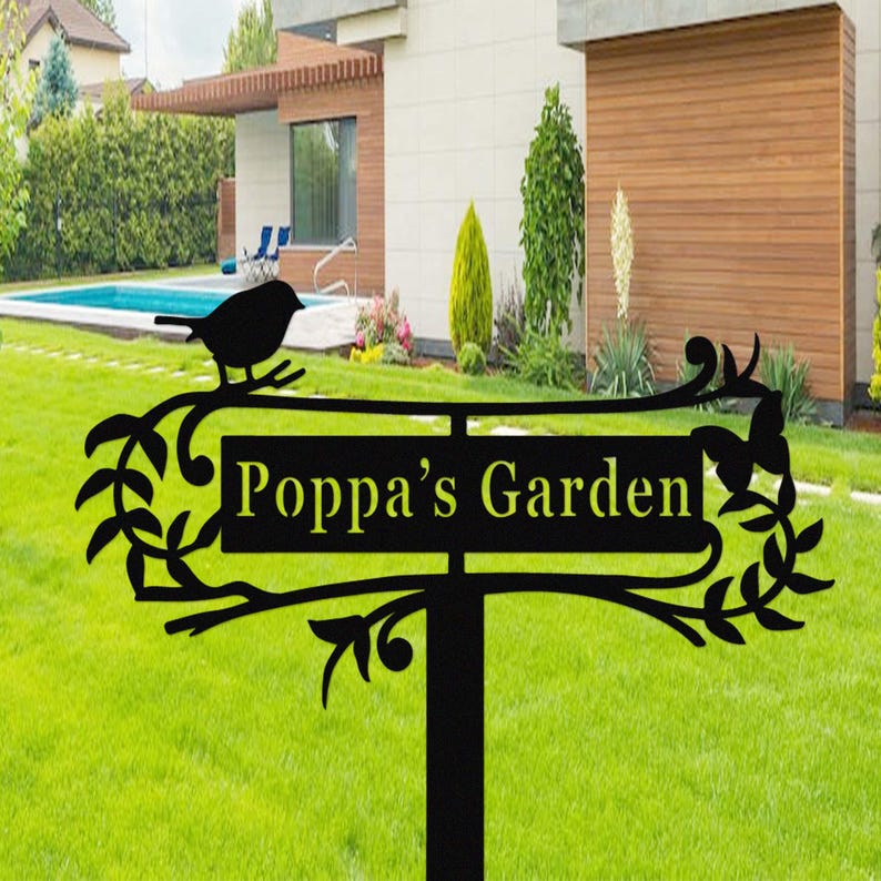 Custom Garden Sign with Stake,Metal Bird Garden Sign,Personalized Garden Stake,Yard Sign,Yard Decor,Gardener Name Sign,Mom's Garden Sign