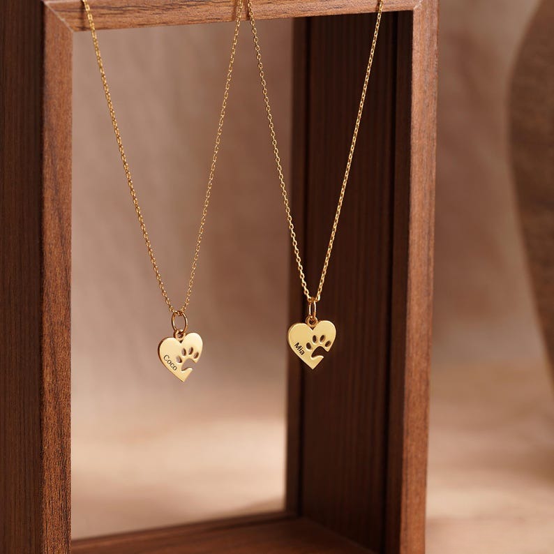 Custom Paw Name Necklace with Heart, Personalised Paw Print Necklace, Dog Paw Letter Necklace, Pet Memorial Gift for Her, Mothers Day Gift