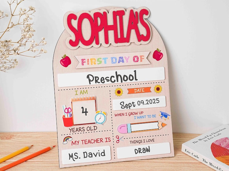 Custom First&Last Day of School Sign,Back to School Photo Prop for kids,Custom wood name sign,Personalized gift name sign,Kindergarten Sign