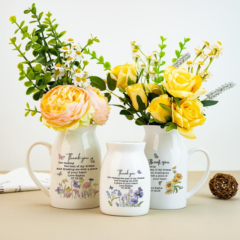 Personalised Mother of the Groom Flower Vase, Custom Flower Vase for Mother of the Groom,Wedding Gifts,Mom of the Groom Gift,Gift from Bride