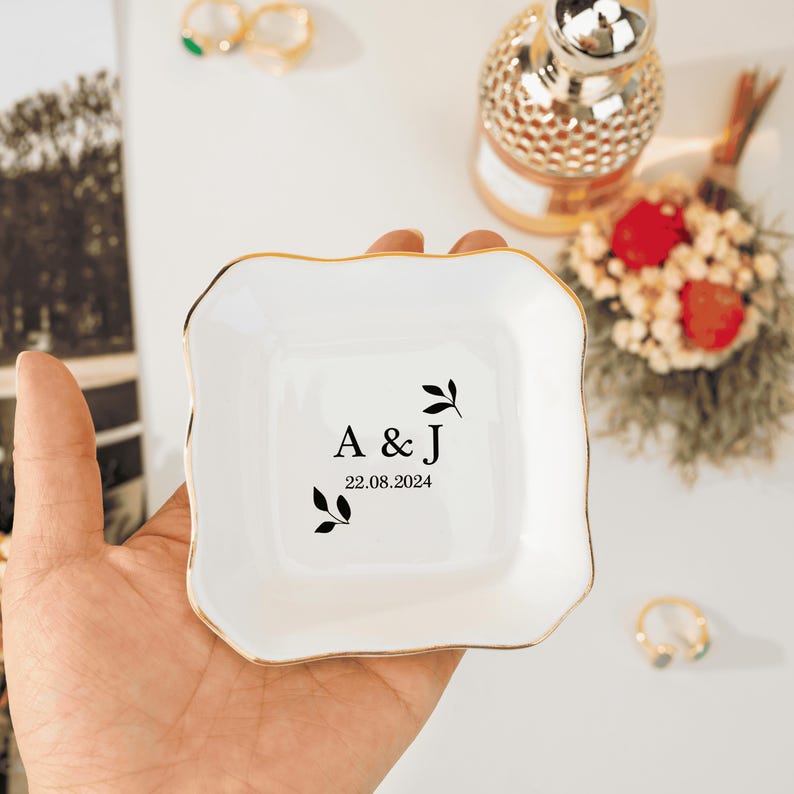 Personalized Engagement Ring Dish,Initials Date Jewelry Dish,Wedding Gifts For Couple,Anniversary Gift,Bridal Shower Gifts,Valentine's Day