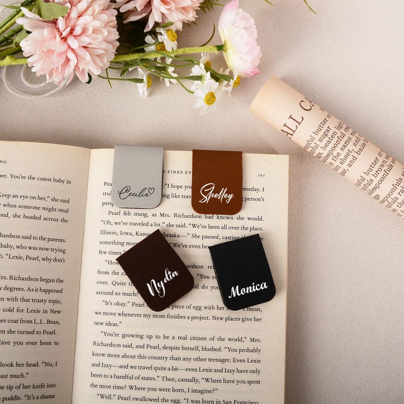 Personalised Leather Magnetic Bookmark,Custom Name Leather Bookmark,Accessories Gifts for Reader, Book Lover Gifts,Birthday Gift for Him/Her