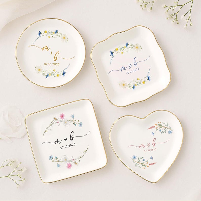 Custom Engagement Ring Dish, Personalized Wedding Ring Dish, Wedding Gift, Bridal Shower, Engagement Gifts, Couple Gifts, Gift For Bride