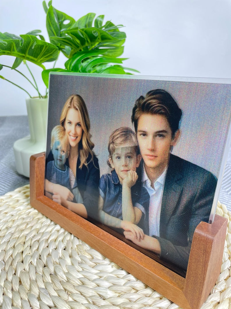 Custom Lenticular Photo Print with Wooden Stand - Personalized 2-in-1 Flip Picture Gift Decor for Couples, Family, Wedding