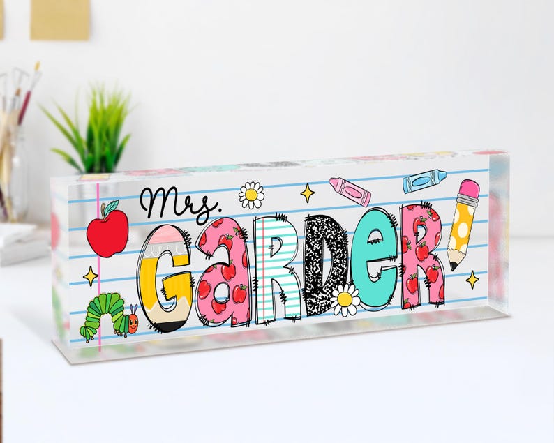 Personalized Teacher Desk Name Acrylic Plaque, Acrylic Name Plate for Desk, Back To School Teacher Gift, Teacher Name Plate, Office Decor