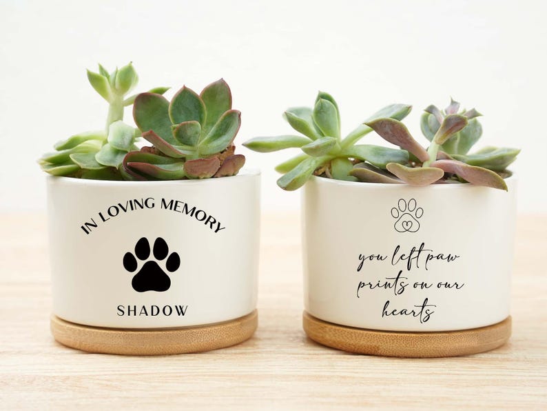 Pet memorial planter, dog memorial, loss of pet gift, personalized gift flower pot, loss of dog, pet memorial gift