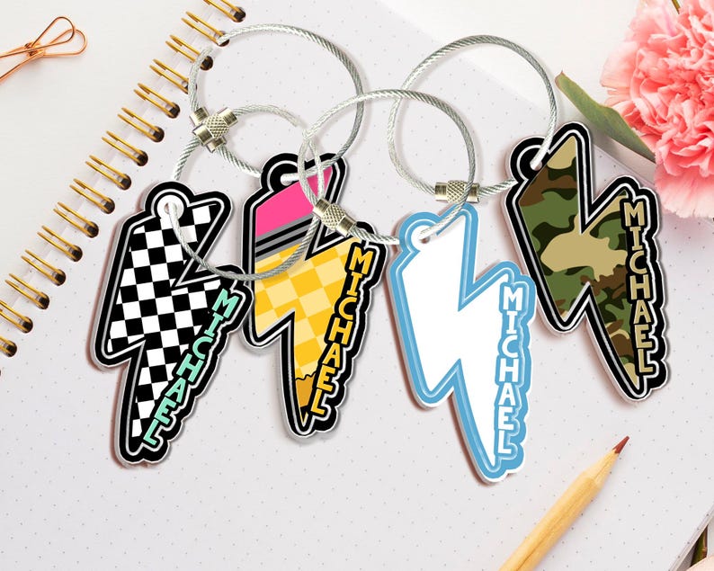 Custom Lightning Bolt Name Tag for Boys, Boys Backpack Tag Personalized, Camo Checkered Bolt Keychain for Kid, Back to School Gifts
