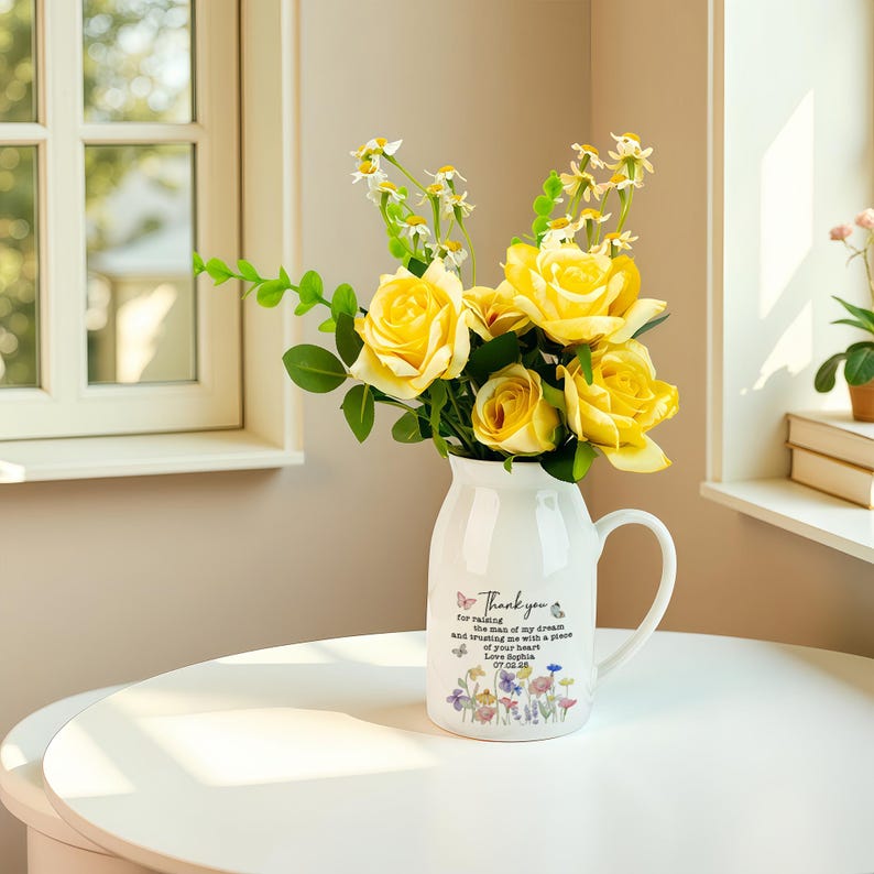 Personalised Mother of the Groom Flower Vase, Custom Flower Vase for Mother of the Groom,Wedding Gifts,Mom of the Groom Gift,Gift from Bride