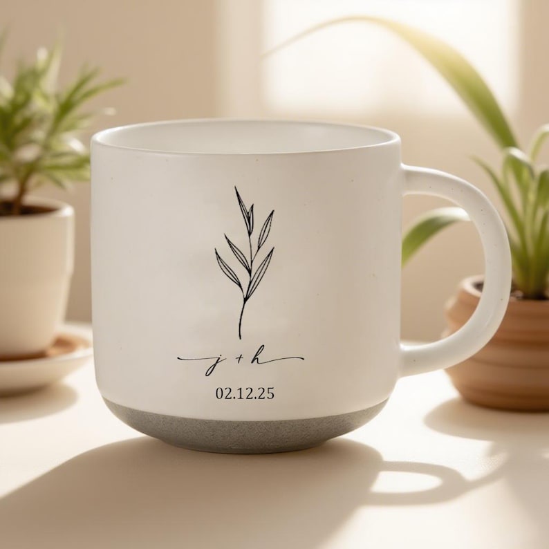 Personalized Mr & Mrs Coffee Mugs,Engagement Pottery Mug, Bridal Shower Gift,Custom Mug for Bride,New Wedding Gift For New Bride and Groom