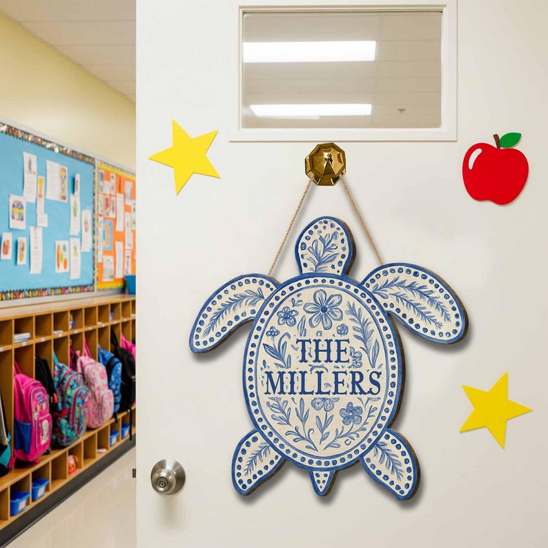 Personalized Wooden Turtle Hanging Sign Family Name Door Decor Coastal Boho Turtle Porch Plaque Customized Beach House Gift for Home Entry