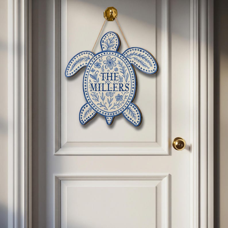 Personalized Wooden Turtle Hanging Sign Family Name Door Decor Coastal Boho Turtle Porch Plaque Customized Beach House Gift for Home Entry