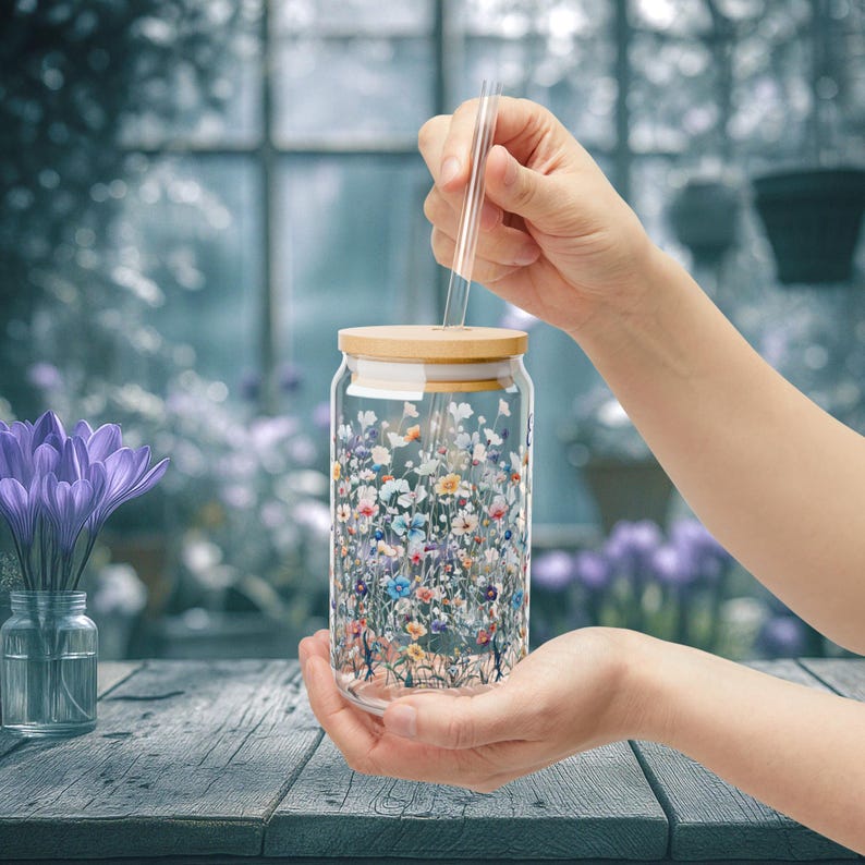 Personalized Wildflower Glass Cup Bamboo Lid Custom Name Tumbler Gift For Her Floral Summer Sipper Eco Cottagecore Sipping Glass Drinkware