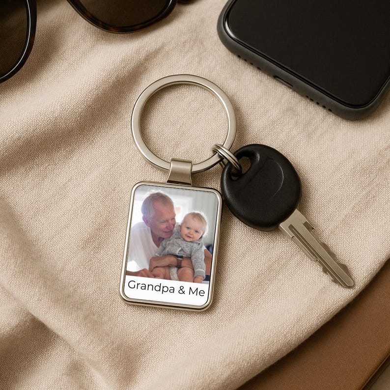Grandpa Photo Gift, Personalized Grandpa Photo Keychain, Custom Gift from Grandchild, Picture Keyring Keepsake, Father s Day Gift