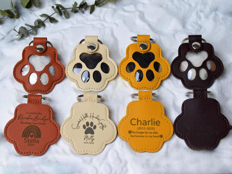 Pet Fur Memorial Keychain-Personalized Pet Hair Keepsake Key Ring-Leather Pet Fur Keychain-Dog Cat Hair Storage Keyring-Pet Sympathy Gift