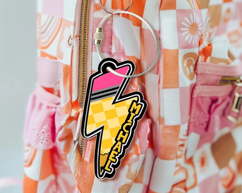 Custom Lightning Bolt Name Tag for Boys, Boys Backpack Tag Personalized, Camo Checkered Bolt Keychain for Kid, Back to School Gifts
