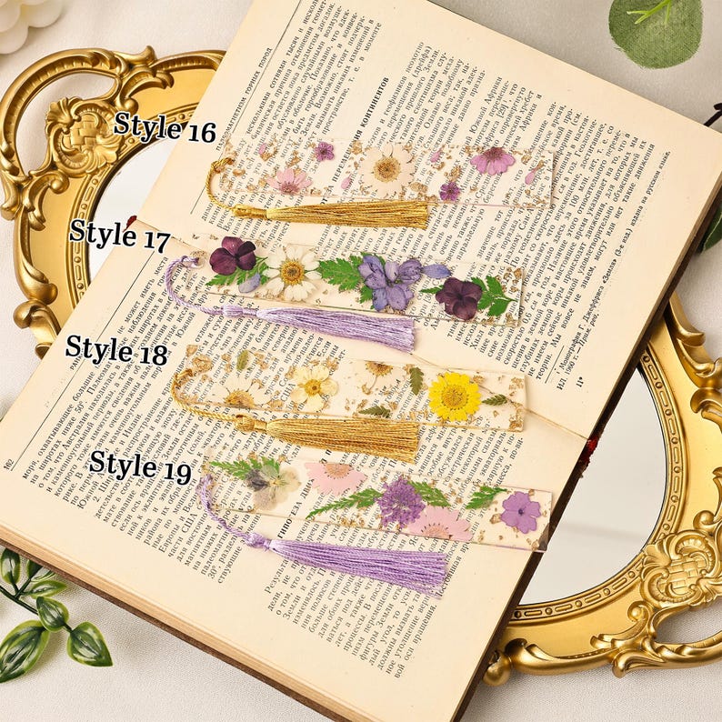 Personalized Pressed Flower Bookmark, Daisy Acrylic Bookmark, Bookmark with Name, Gift for Her & Teacher