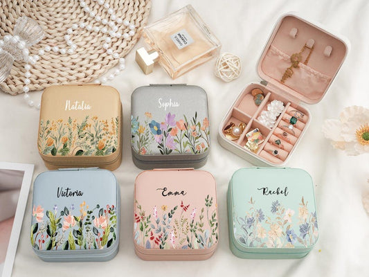 Personalized Floral Leather Travel Jewelry Box, Bridesmaid Gift,Holiday Gifts for Women, Birthday Gifts