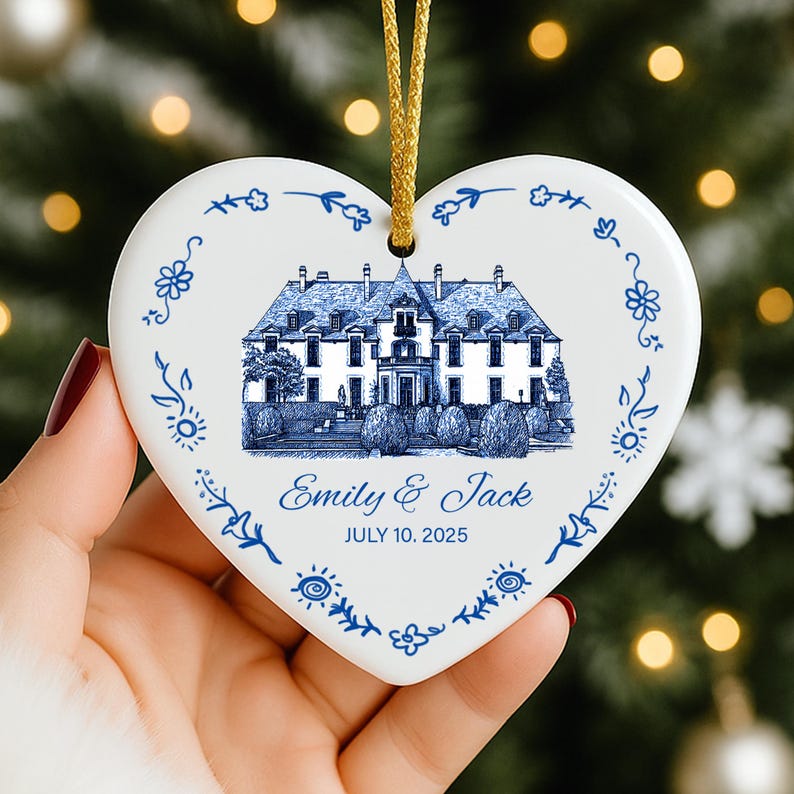 Personalized Wedding Venue Ornament,First Christmas Married Ornament,Couple Name Date Keepsake,Couple Gift,Gift for Newlyweds,Gift for Bride
